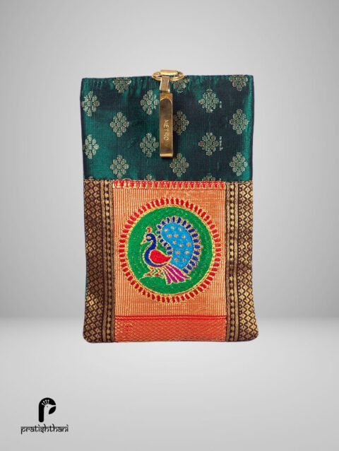 paithani purse | Bags, Potli bags, Handmade fabric bags