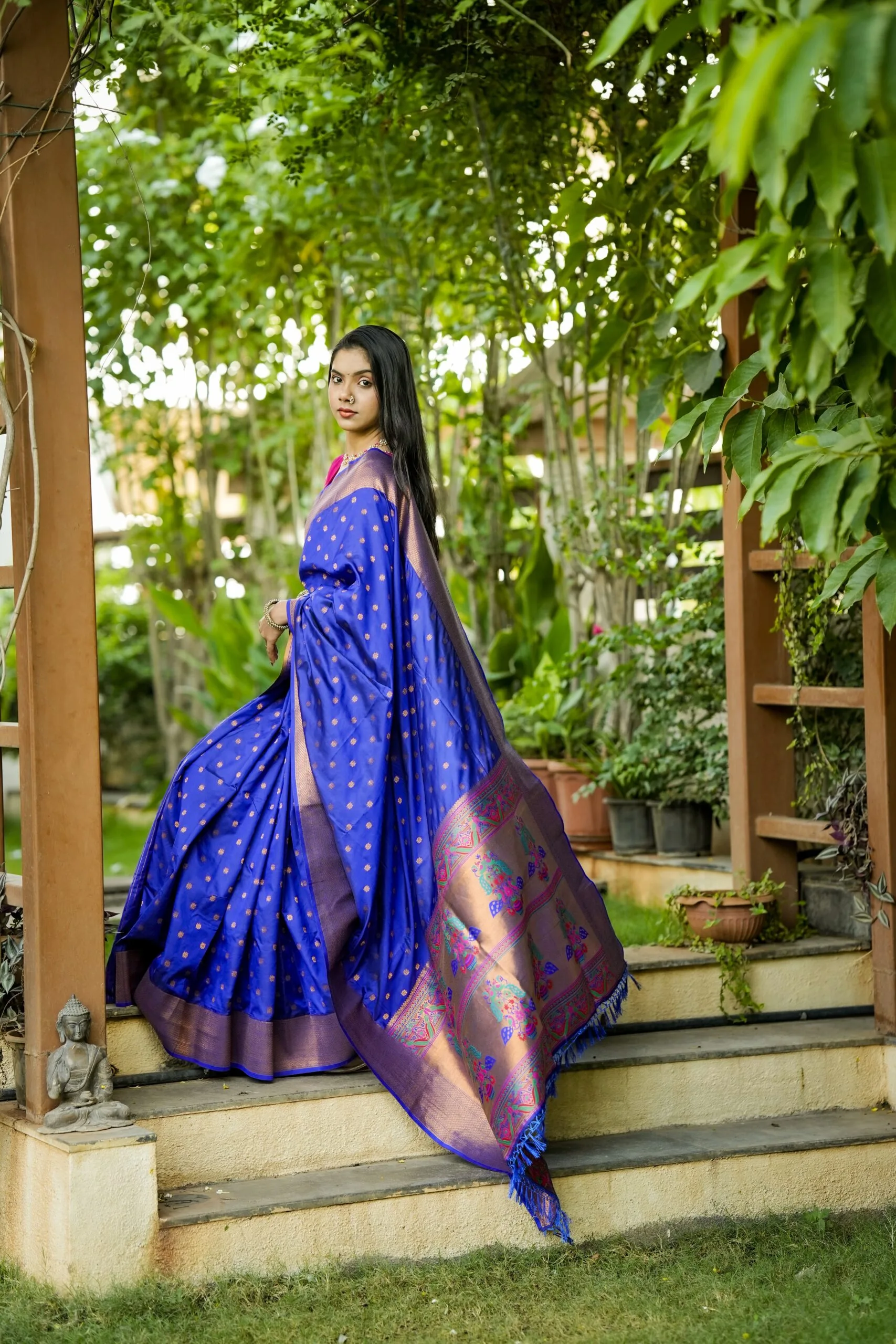 Navy Blue Yeola Style Paithani