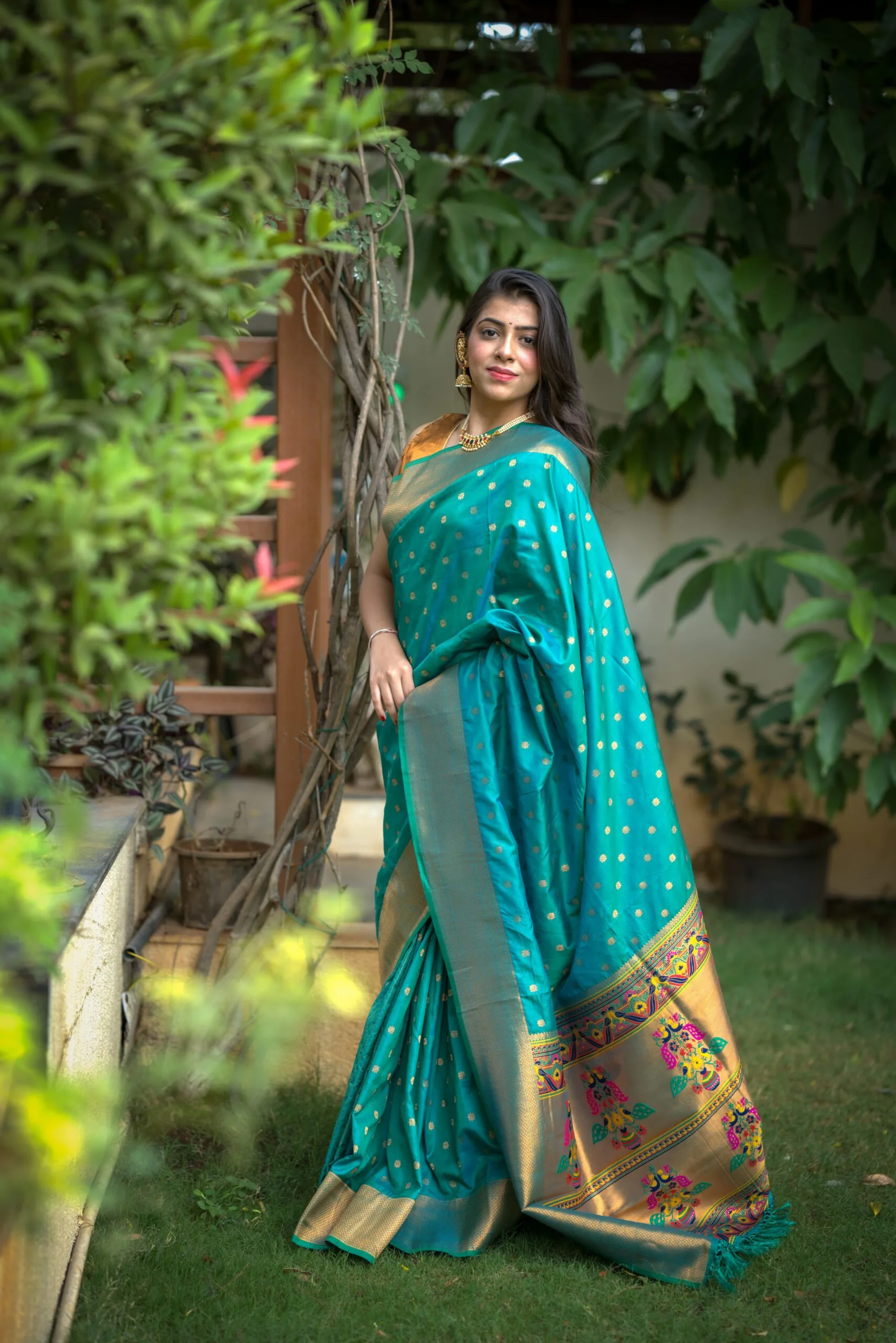 Yeola Green Kubear Paithani