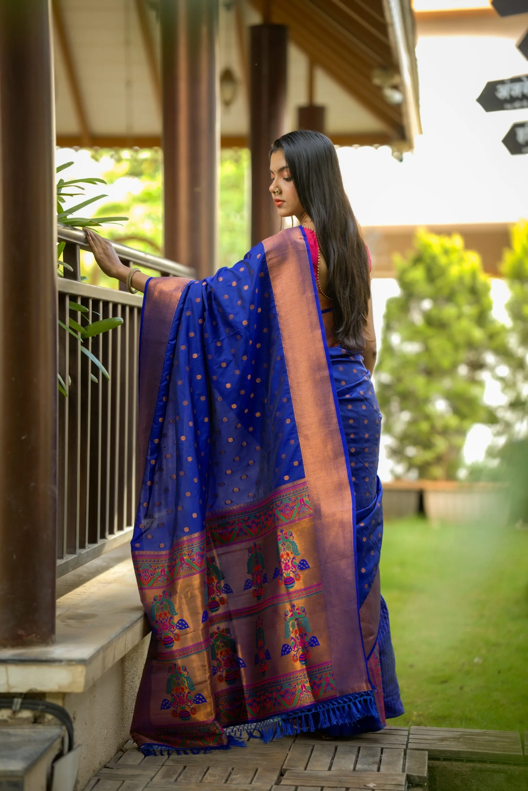 Navy Blue Paithani by Pratishthani