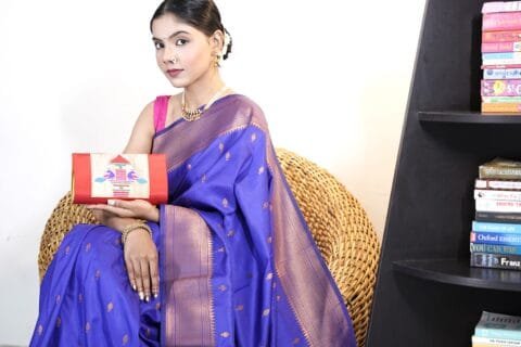 Red handmade Paithani hand purse