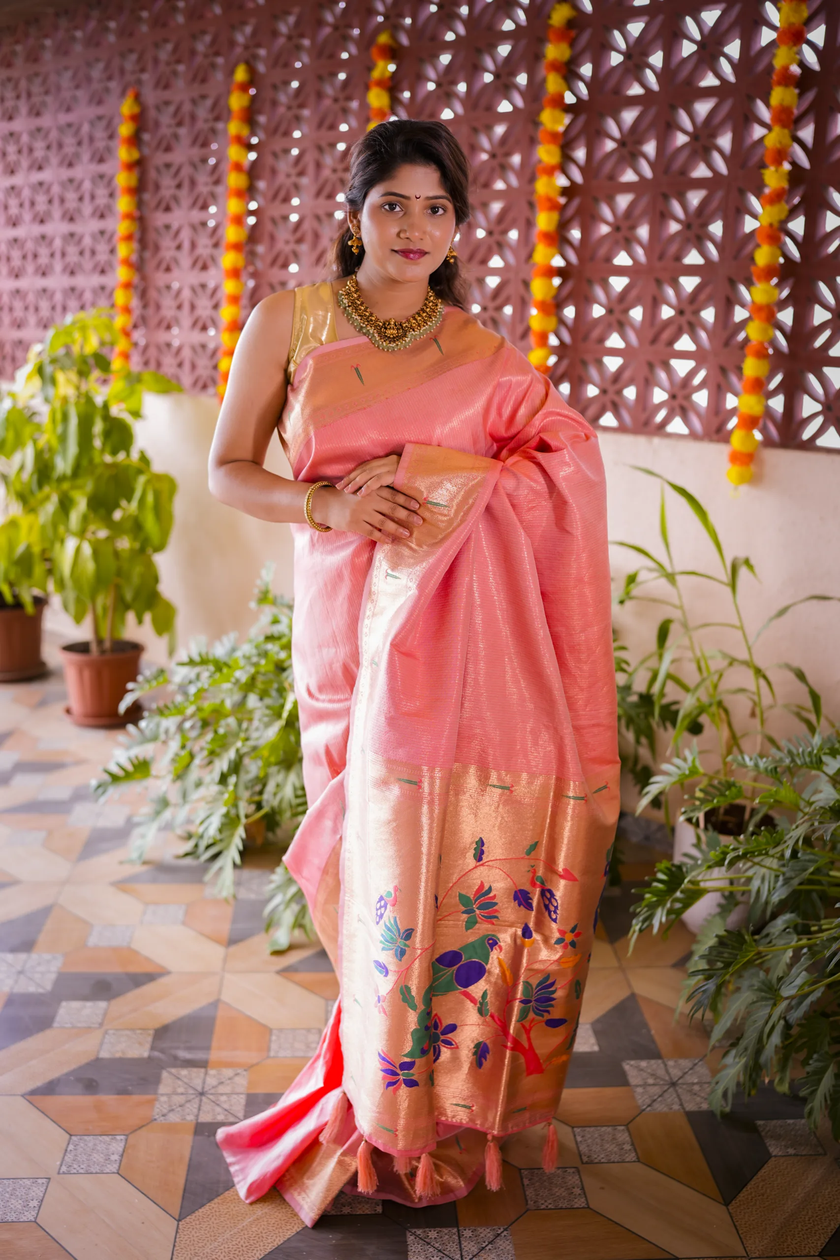 Yeola Peach Kishori Paithani
