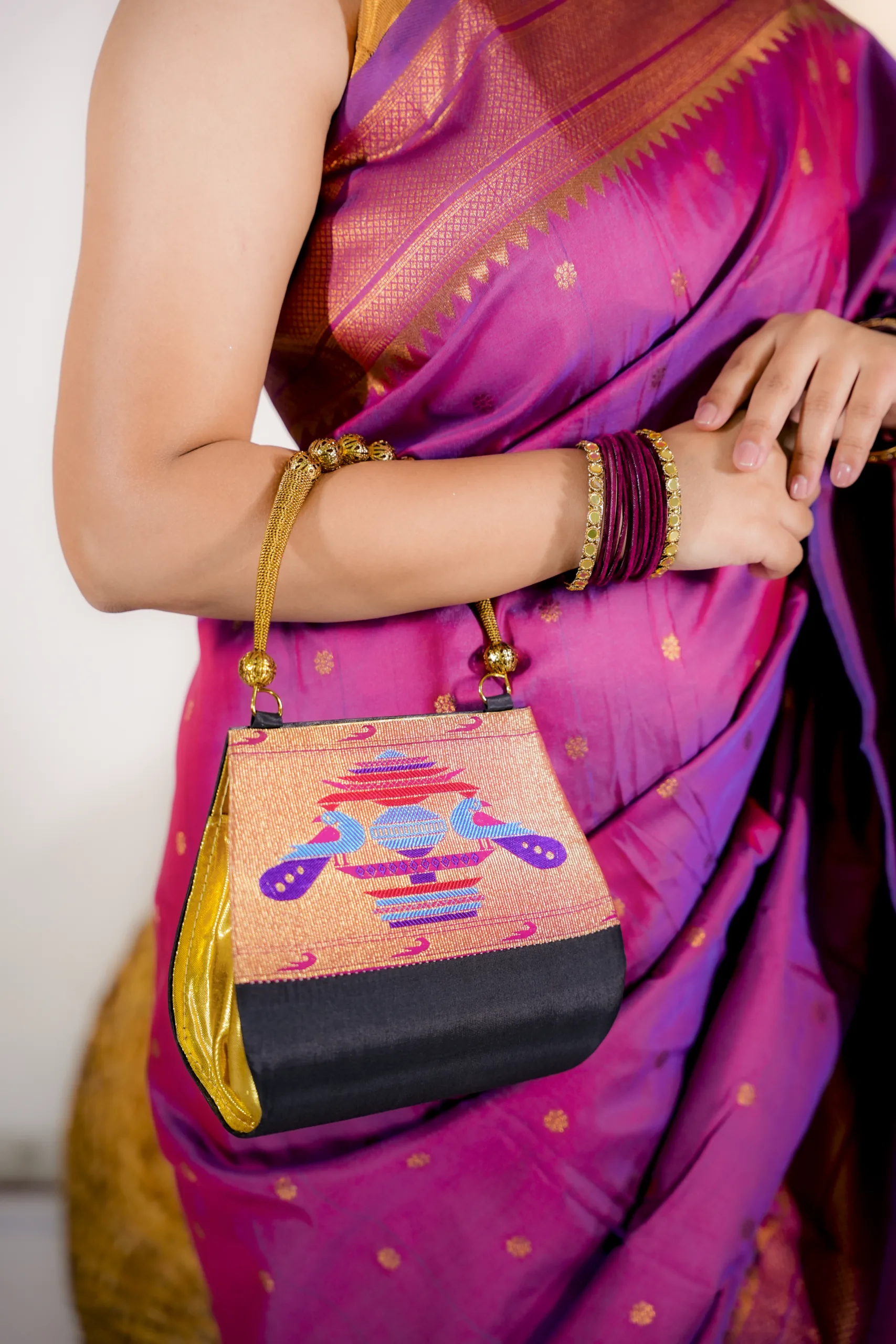 Black Paithani Handbag by Pratishthani