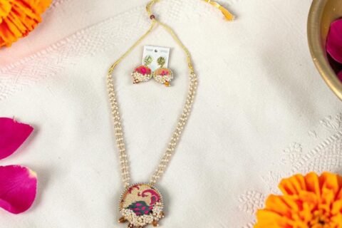 Round Paithani Necklace Set with White Pearls and Earrings